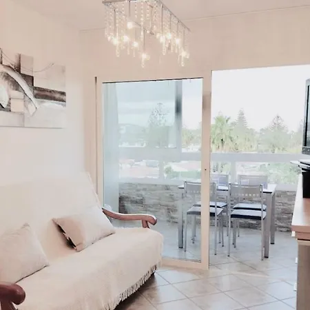 Appartement 5 Min Walk From Yumbo! 417 *